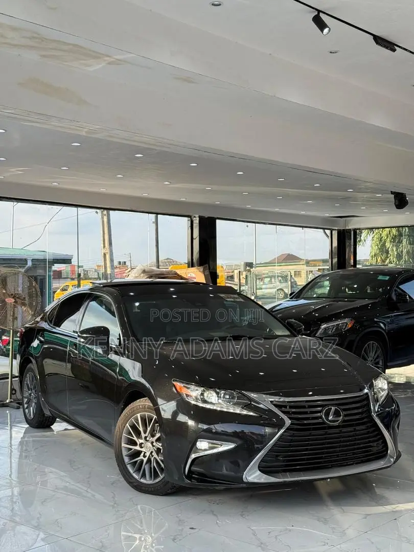 Lexus ES 2018 Black