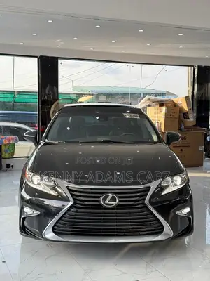 Lexus ES 2018 Black