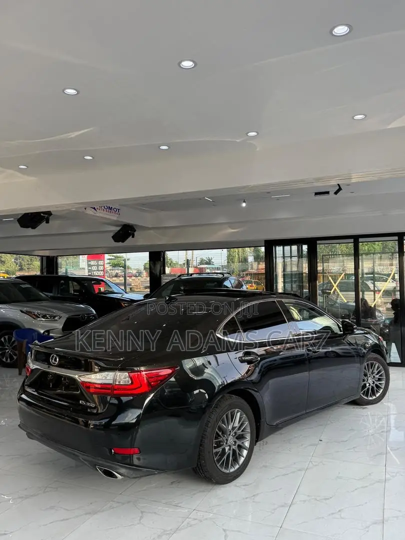 Lexus ES 2018 Black