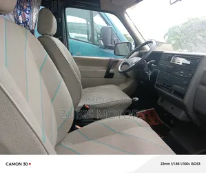 Volkswagen Transporter 2005 Grey