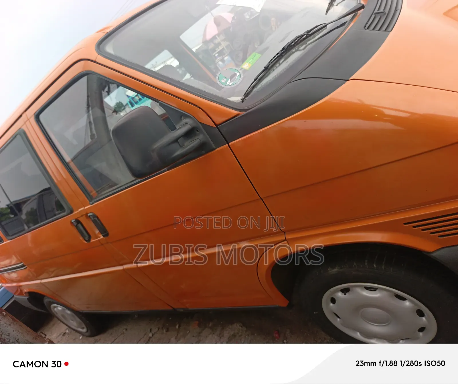Volkswagen Transporter 2005 Yellow