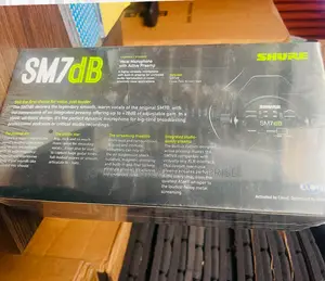 Shure Sm7db Dynamic Studio Microphone