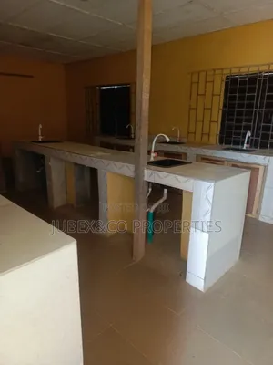 Non Functioning School With 16 Classroom