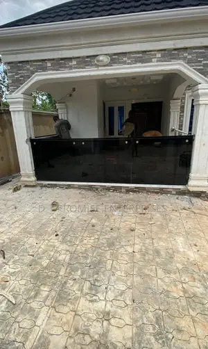 Frameless Black Balcony Handrails