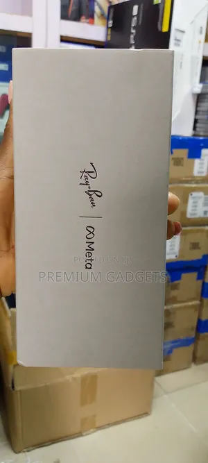 Ray-Ban Meta Skyler Glasses
