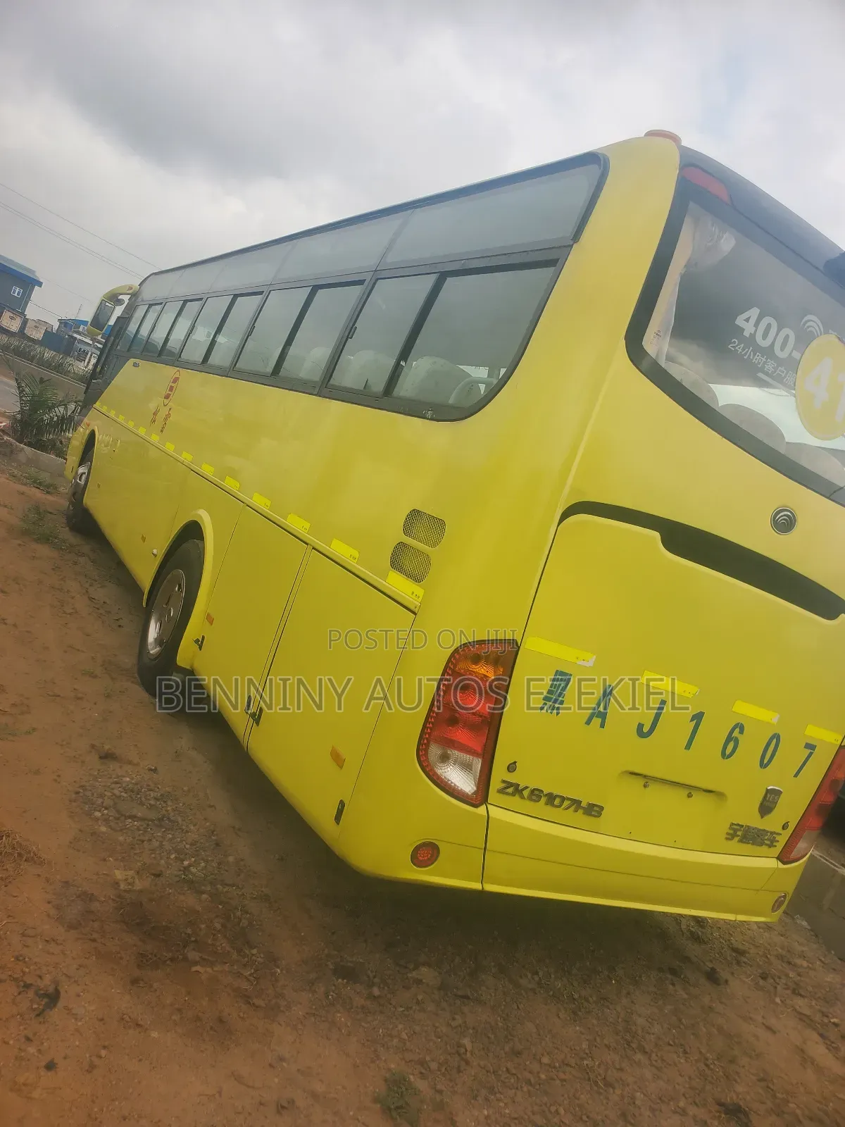 Yutong ZK6107H 2010 Yellow