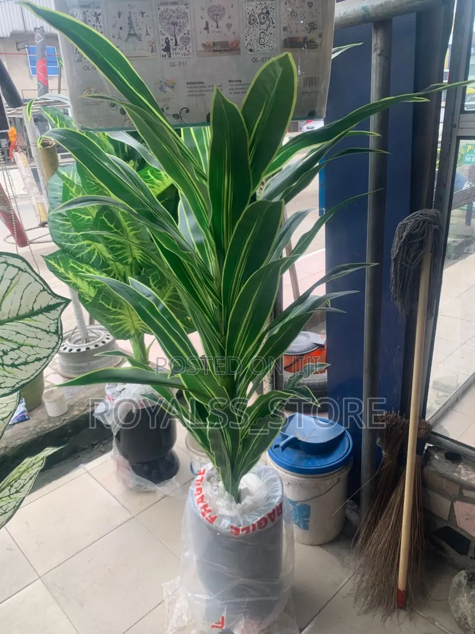 Artificial Leaf Plant Flower Vase