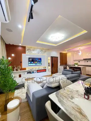 Luxurious 1/2 Bedroom Apartment With Ps5 Pool and Outdoor Snooker