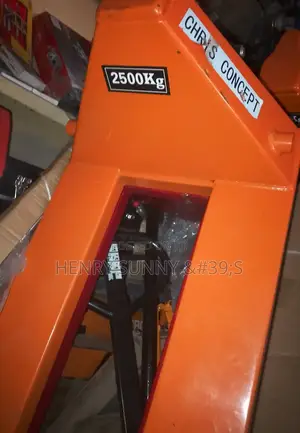 Panel Truck 3 Ton