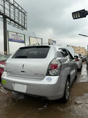 Pontiac Vibe 2010 Silver