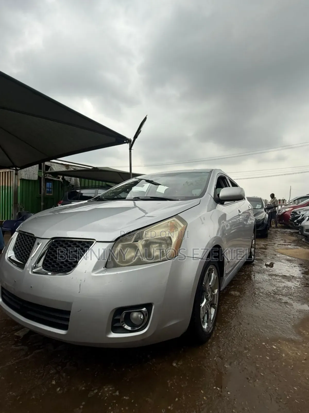 Pontiac Vibe 2010 Silver
