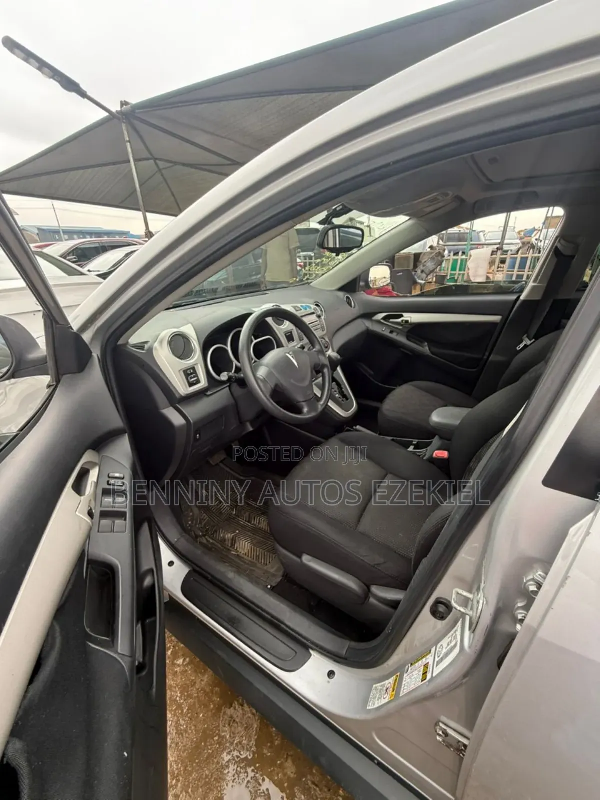 Pontiac Vibe 2010 Silver