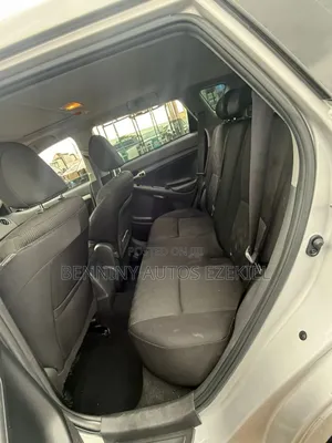 Pontiac Vibe 2010 Silver