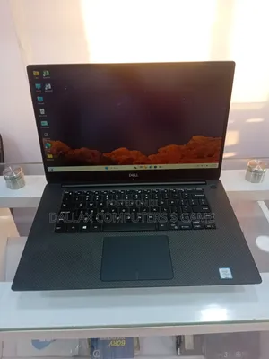 Laptop Dell Precision 5530 16GB Intel Core i7 SSD 512GB