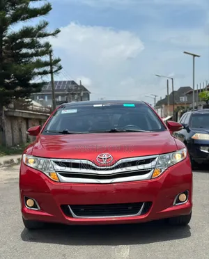 Toyota Venza Limited AWD V6 2013 Red