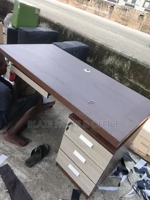 Y F Office Tables