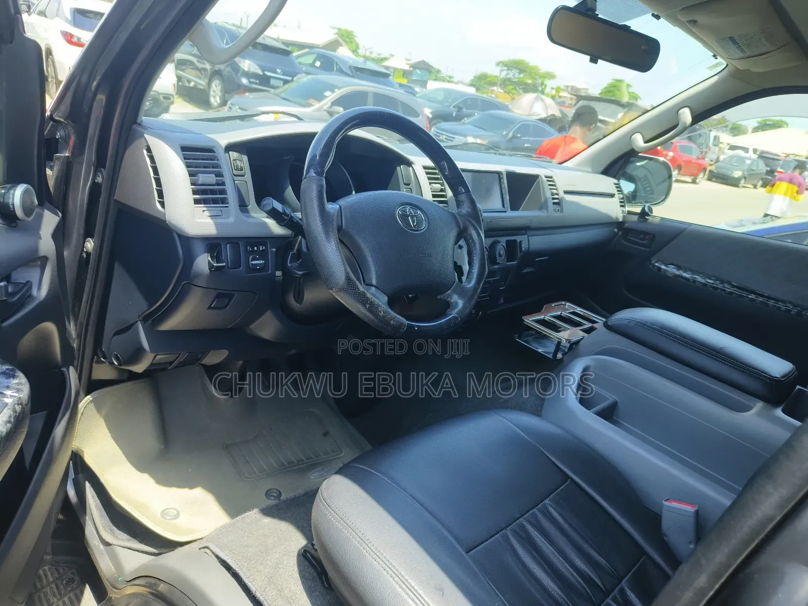 Toyota HiAce 2013 Grey