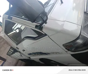 Mitsubishi Delica 2005 White