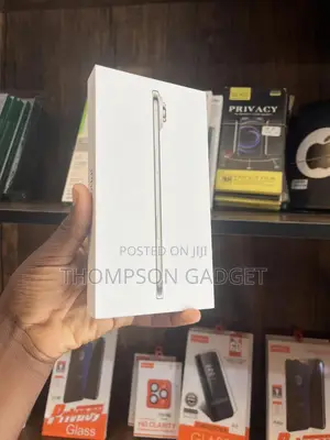 New Apple iPhone Air 256 GB