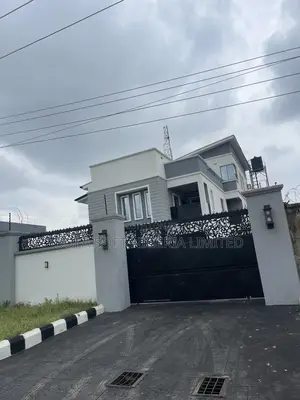 4bdrm Duplex in Oluyole Estate , for sale