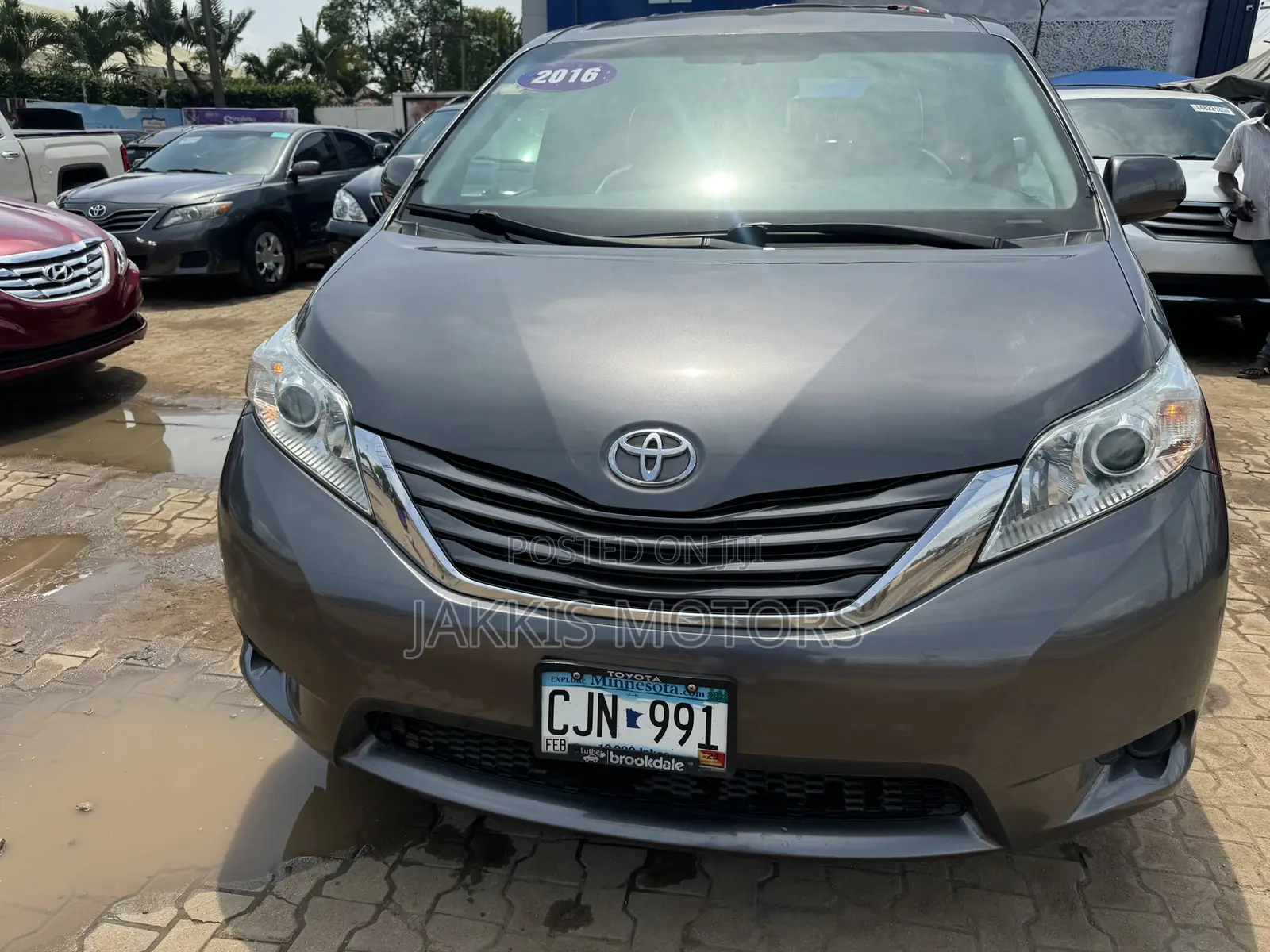 Toyota Sienna 2016 Gray
