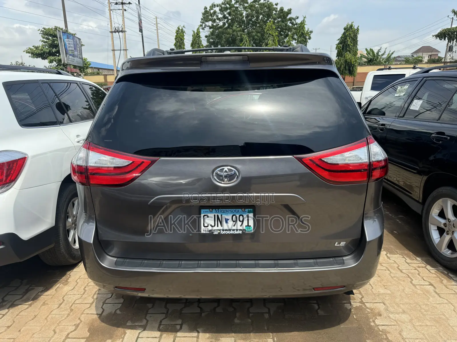 Toyota Sienna 2016 Gray