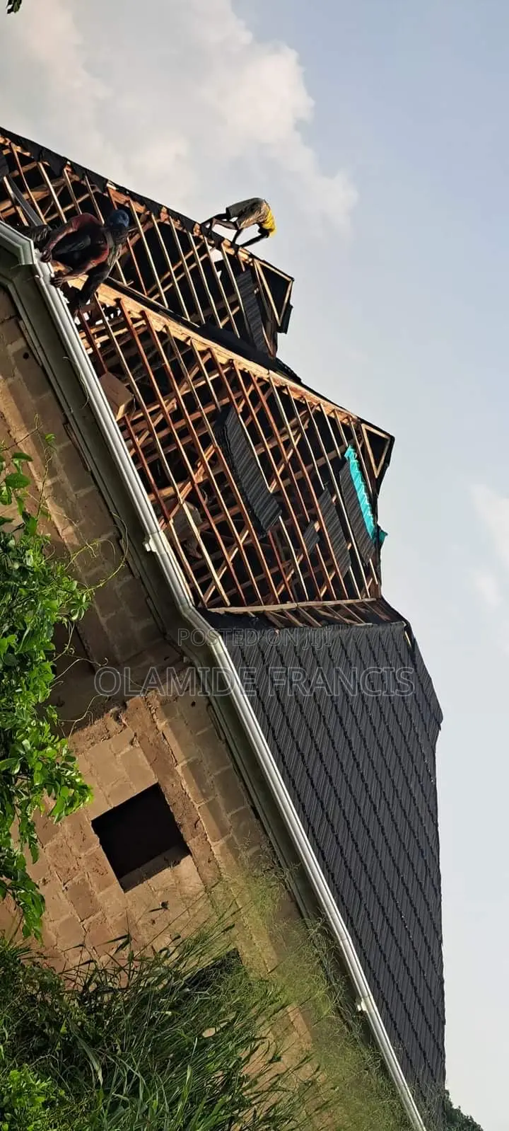Professional Roofer,Wood-Work and Aluminum Parapet Installation