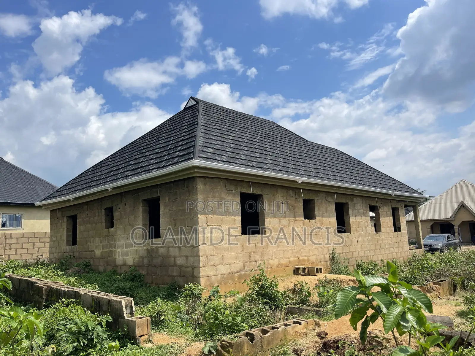 Professional Roofer,Wood-Work and Aluminum Parapet Installation