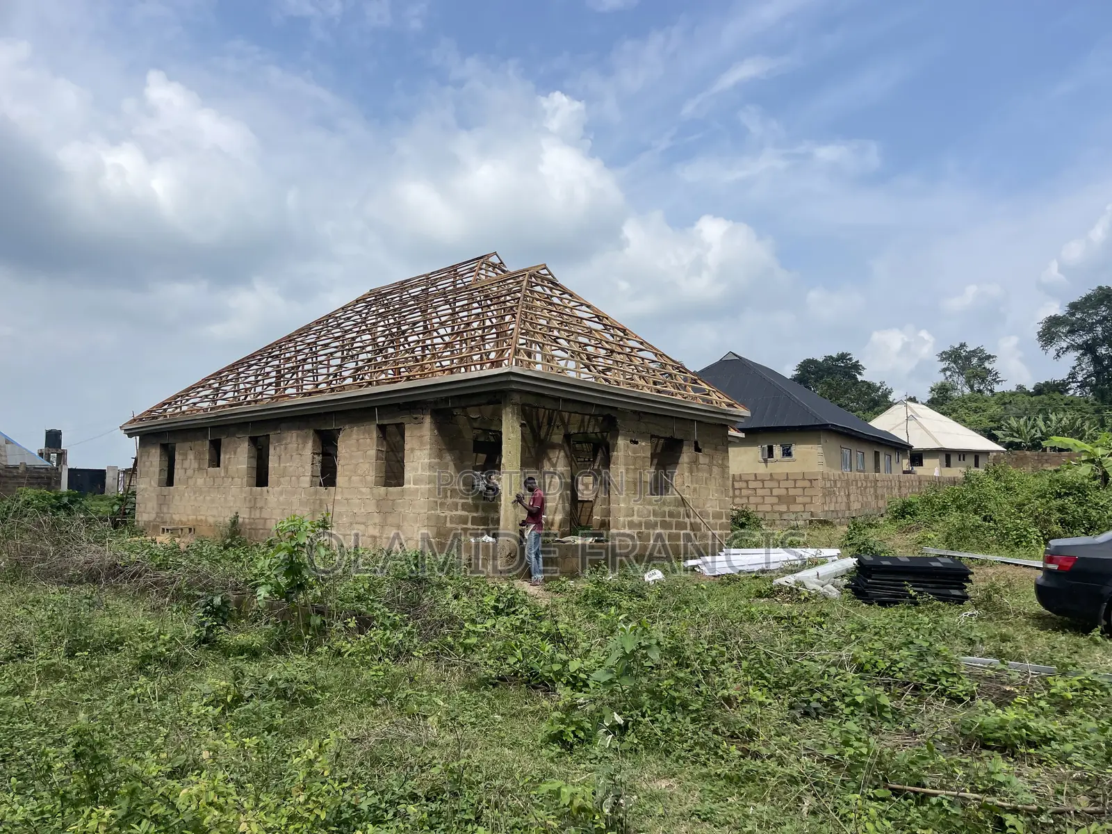 Professional Roofer,Wood-Work and Aluminum Parapet Installation