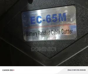 Cordless Cable Cutter  Ec-65-105mm