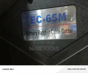Cordless Cable Cutter  Ec-65-105mm