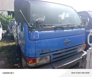 Nissan Cabstar 4 Tire Diesel Engine Blue Color