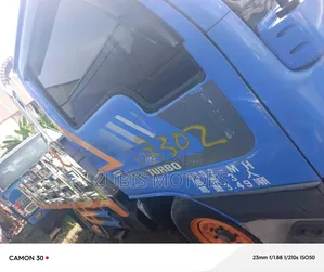 Nissan Cabstar 4 Tire Diesel Engine Blue Color