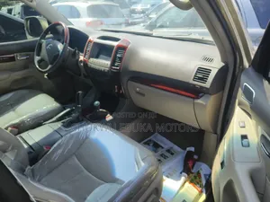 Lexus GX 470 2009 Gold