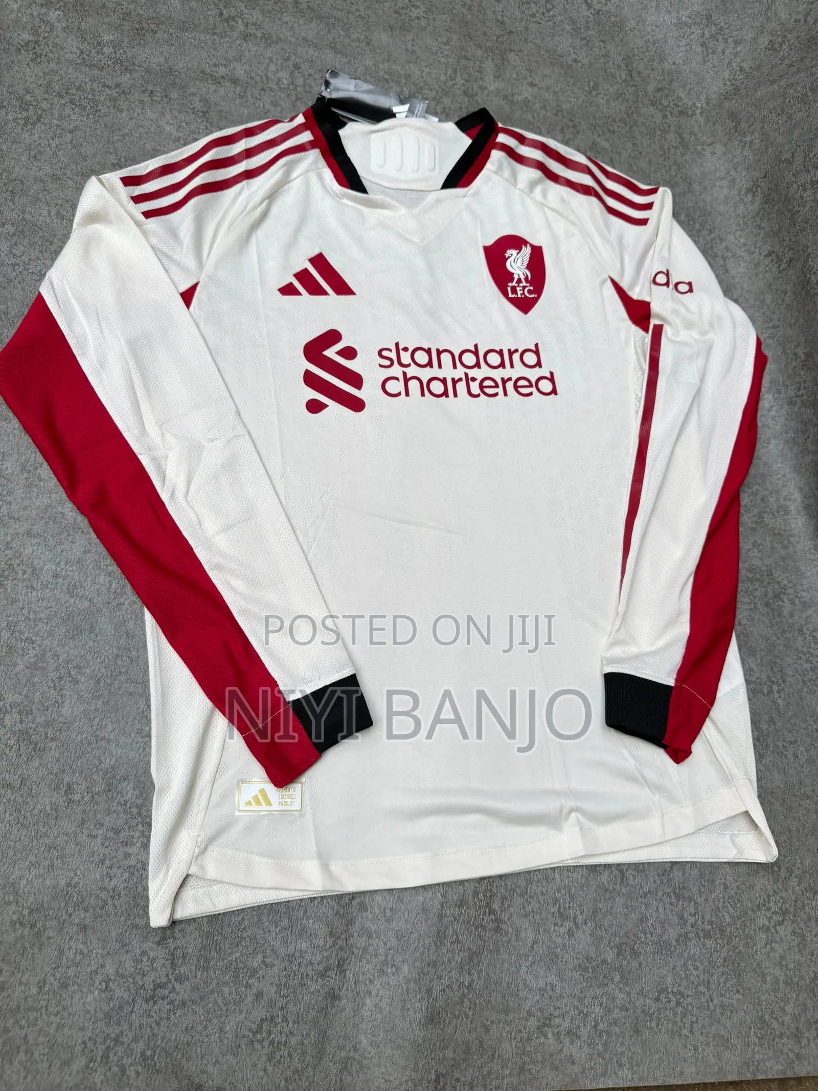 Classic Long Sleeve Jerseys for a Fresh Look”
