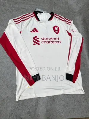 Classic Long Sleeve Jerseys for a Fresh Look”