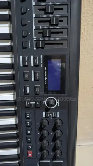 Novation Impulse 49 Studio Midi Keyboard