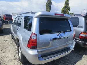 Toyota 4-Runner Limited 2008 Silver