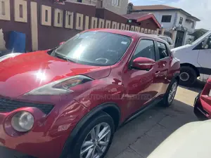 Nissan Juke 2016 Red