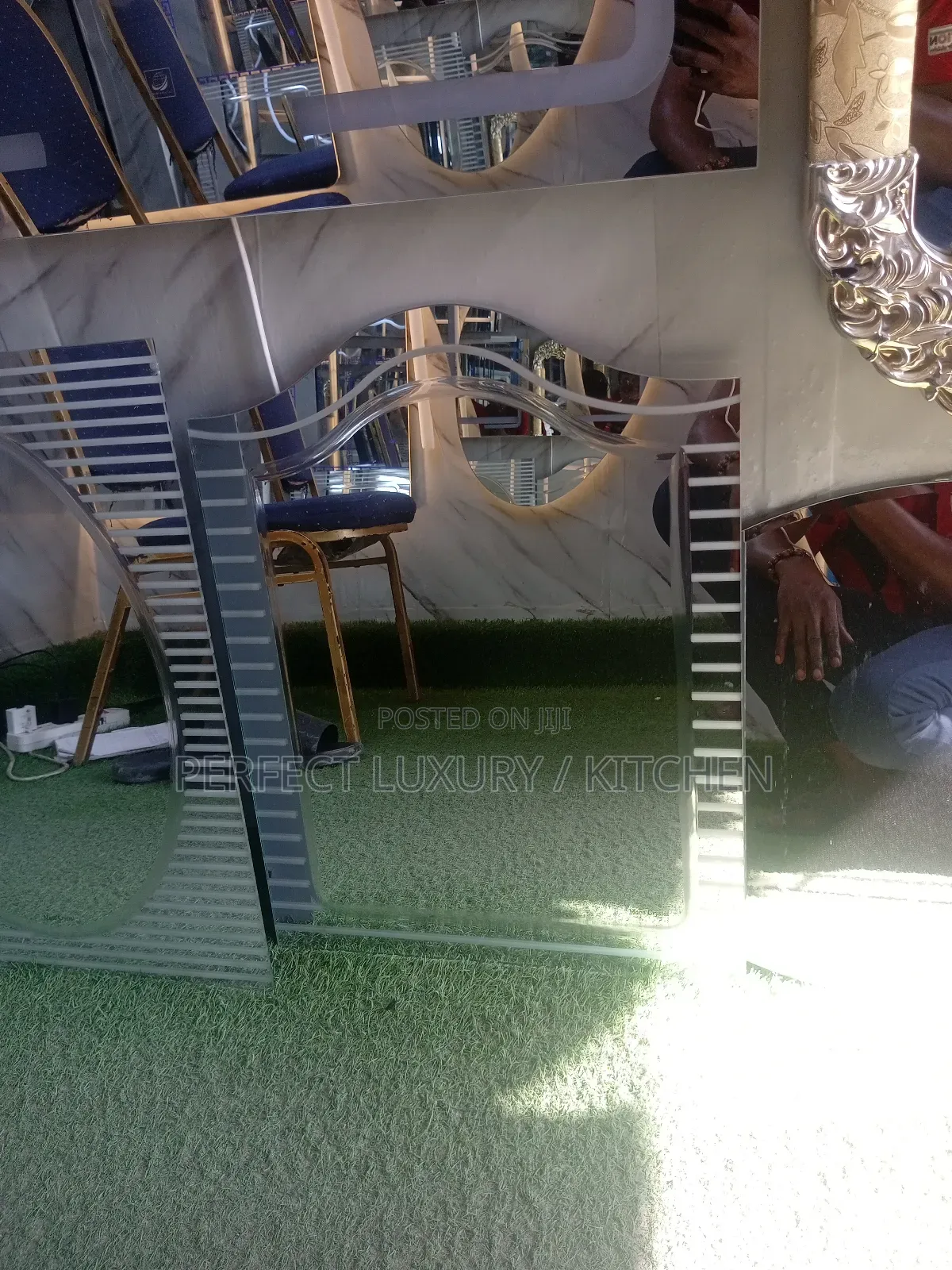 Plain Mirror