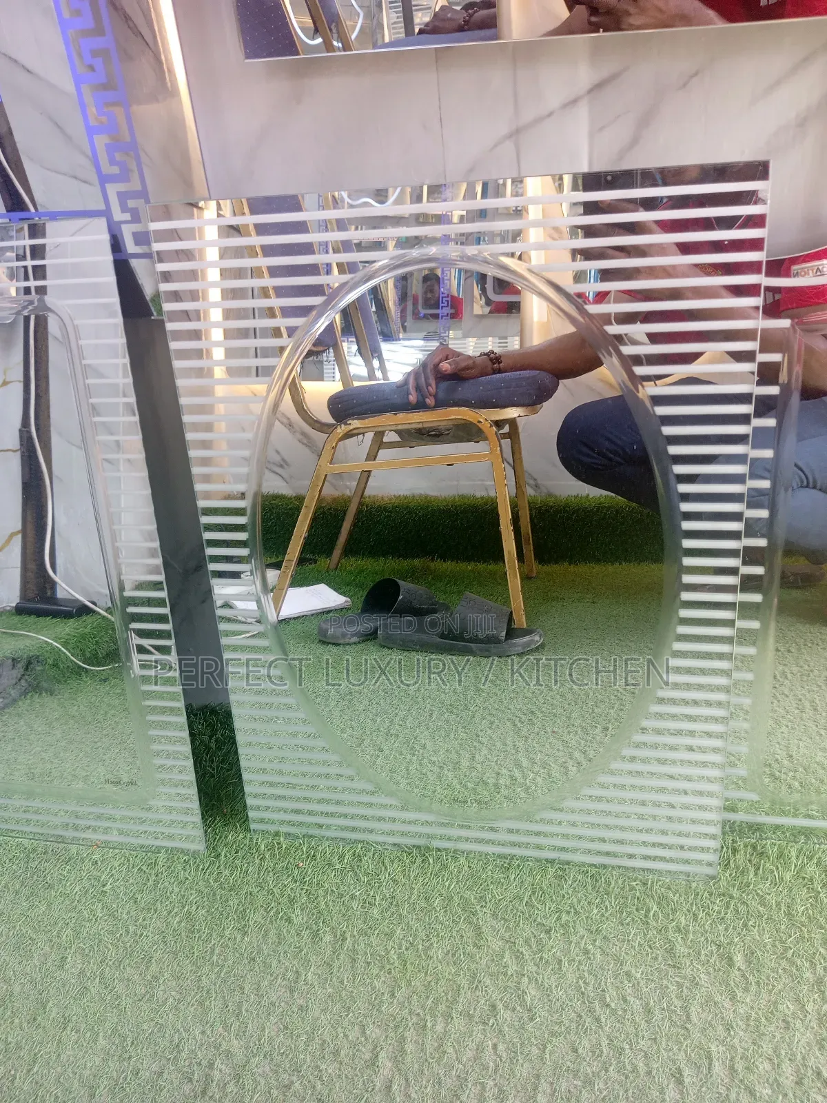 Plain Mirror