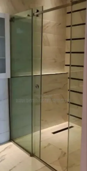 Shower Cubicle Glazing And Installation