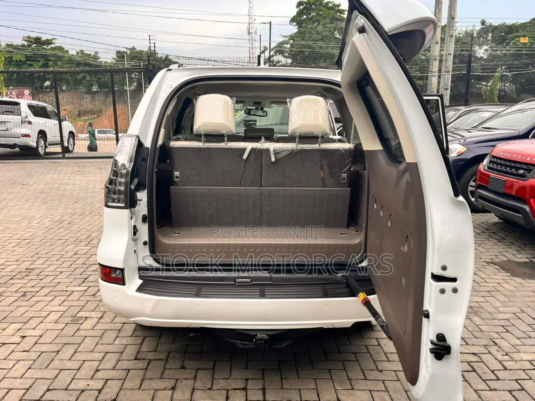 Lexus GX 2014 White