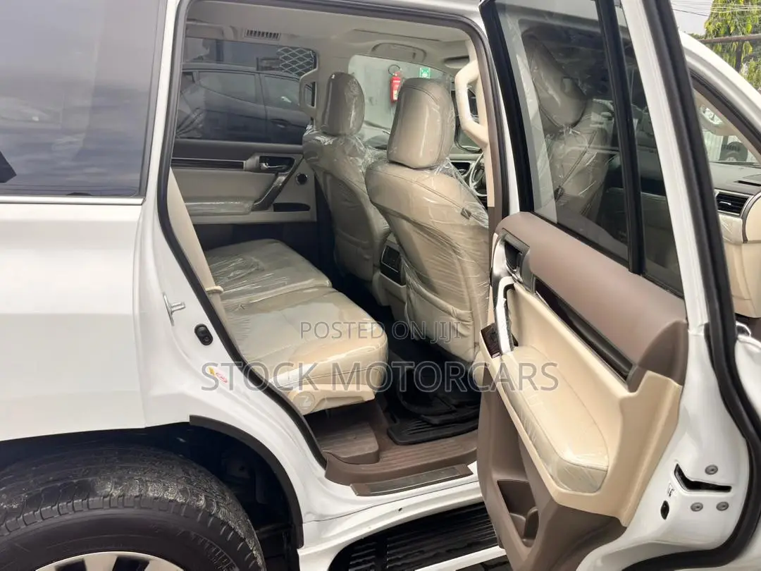 Lexus GX 2014 White