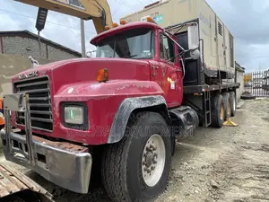 Mack Rd6885 Flat Bed Truck