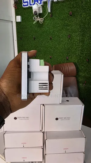 Smart Wall Amplifier
