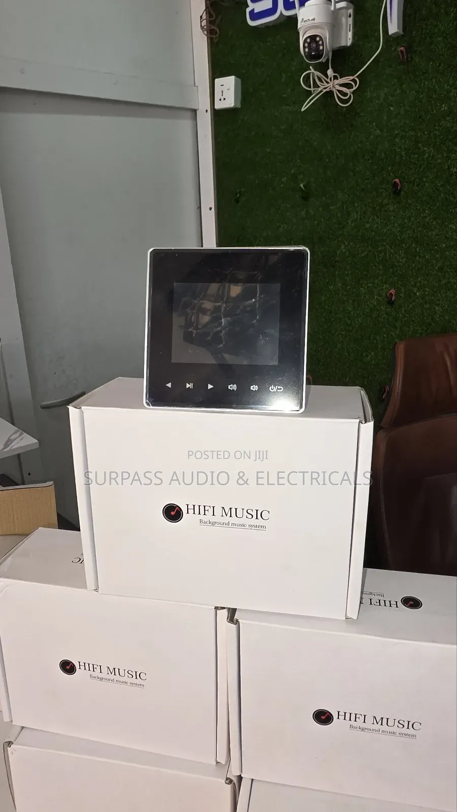 Smart Wall Amplifier