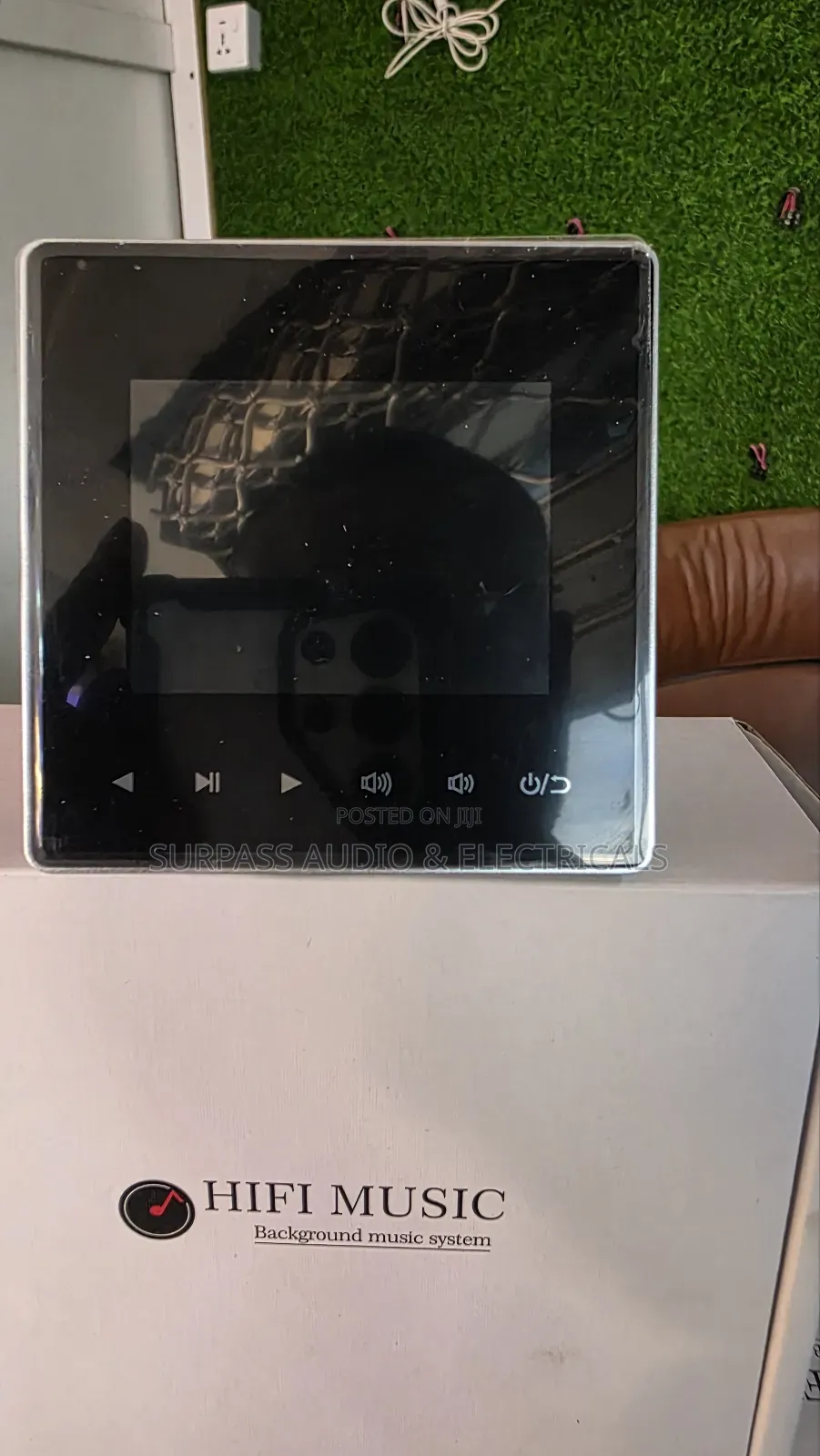 Smart Wall Amplifier