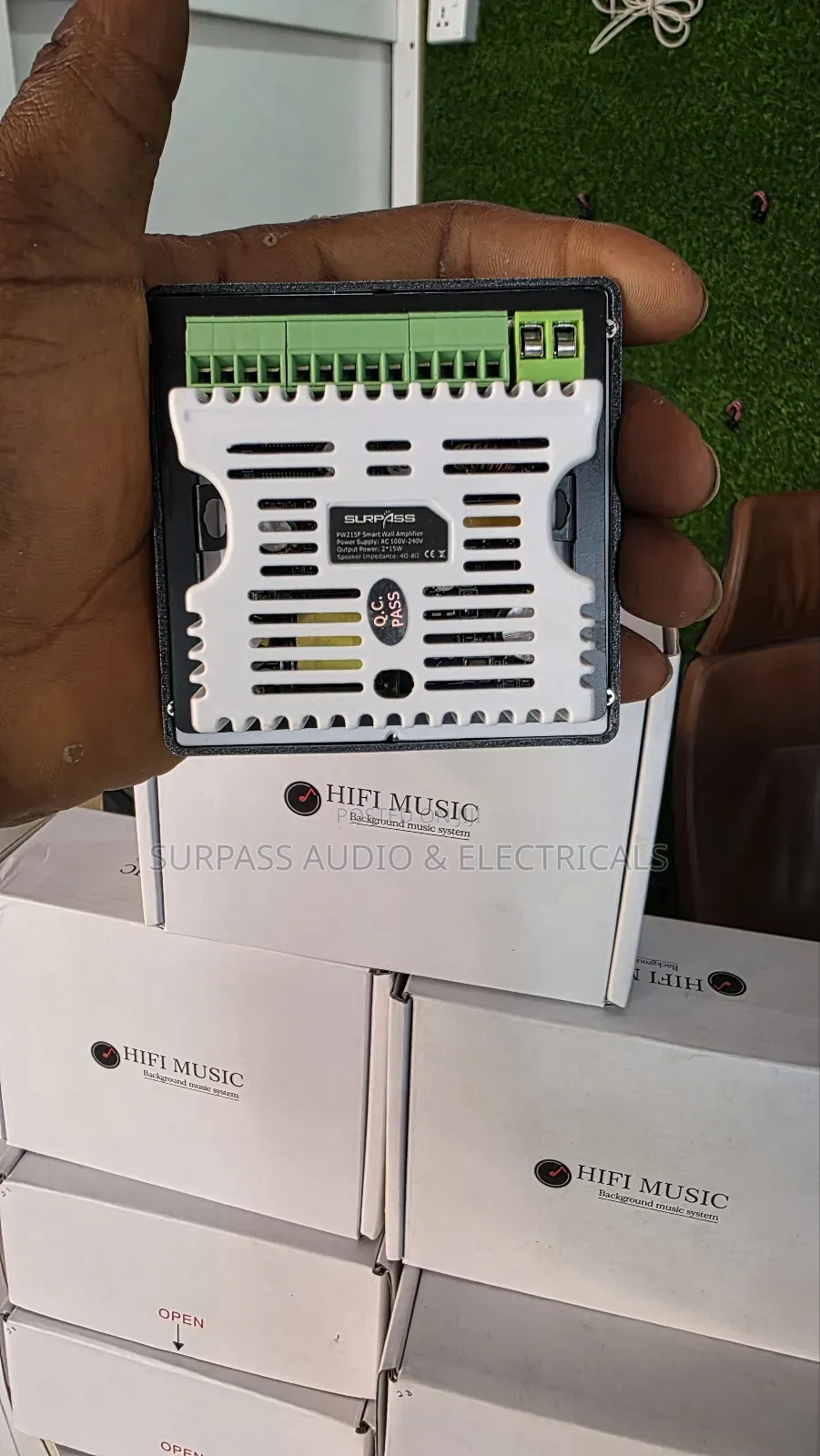 Smart Wall Amplifier