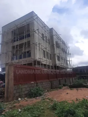 5bdrm Duplex in Gold Estate, Jahi for sale